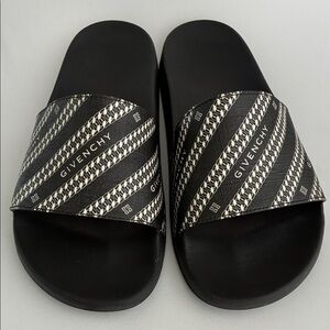 Givenchy Black & White Patterned Logo Slide Sandals